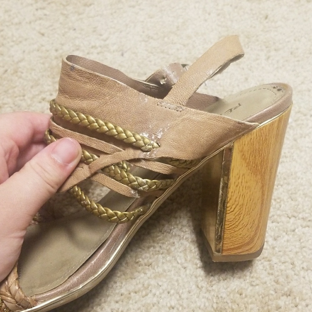 Block Heels - Picture 4 of 4